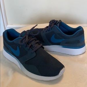 Nike running shoes NAVY BLUE size 8